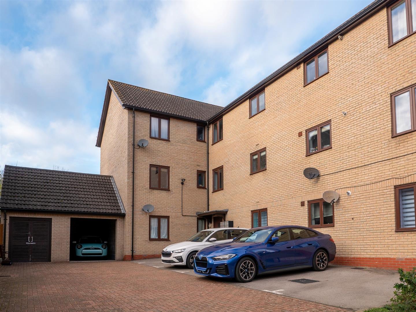 Kelling Way, Broughton, Milton Keynes